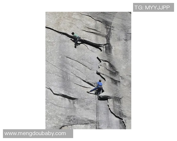 滑板装备选购指南：如何选择适合的攀岩绳以提升安全性与性能